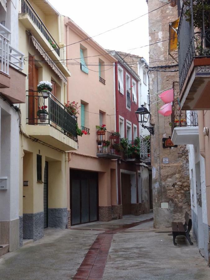 Villa 9 Carrer Del Forn Benifallet Exterior foto